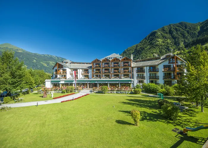 Hotel Das Gastein: Alpine Thermal Spa & Summer Mountain Access Bad Hofgastein photo